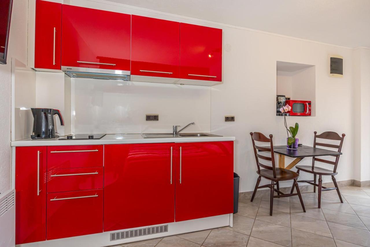 בריביר Apartments Marija מראה חיצוני תמונה