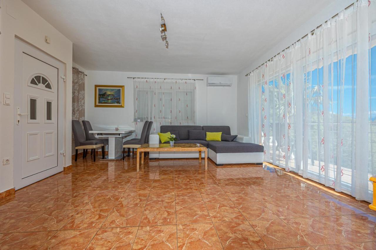 בריביר Apartments Marija מראה חיצוני תמונה